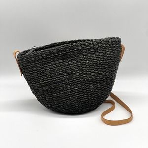 VINTAGE Woven Straw Crossbody Bag Leather Strap Round Womens Small Black Natural